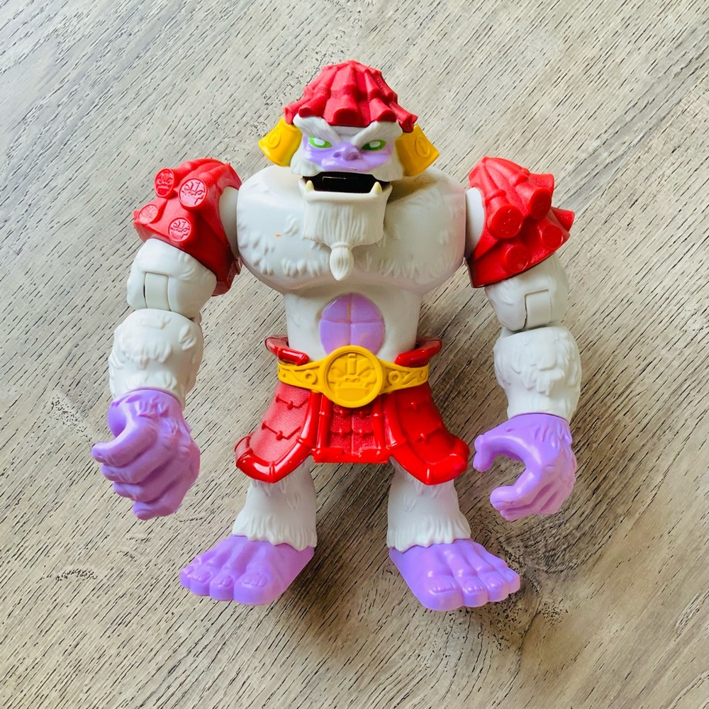 Mattel Imaginext Moveable Yeti Action Figure Toy